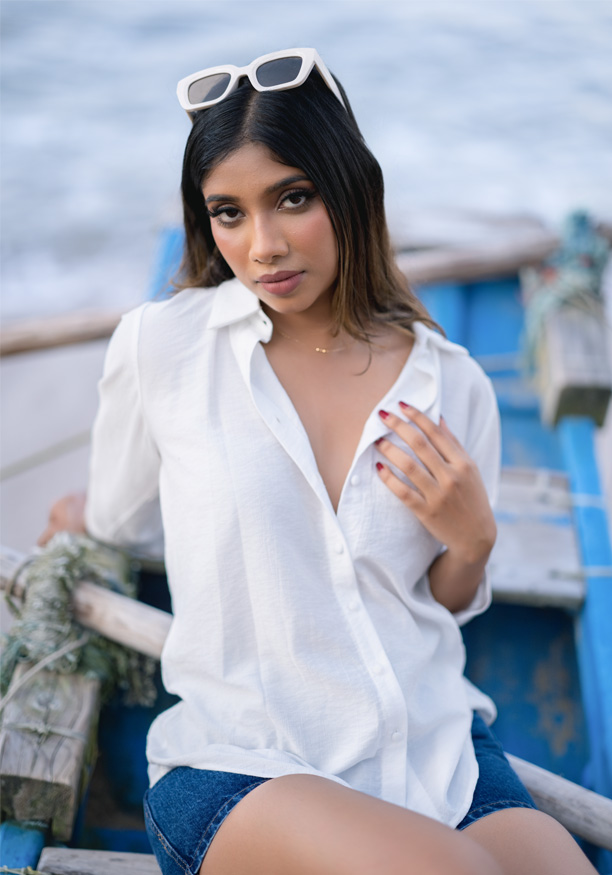 HANNAH LIGHT WHITE BLOUSE